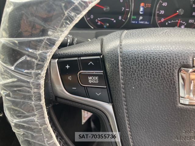 Toyota CROWN SEDAN 2013-10 7783820-15