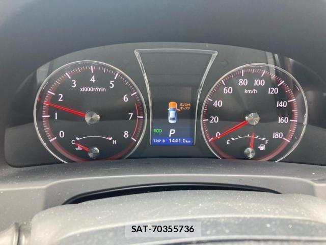 Toyota CROWN SEDAN 2013-10 7783820-18