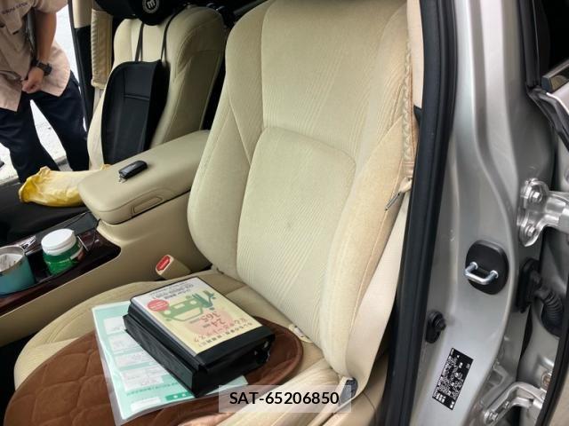 Toyota CROWN SEDAN 2014-06 7783807-13