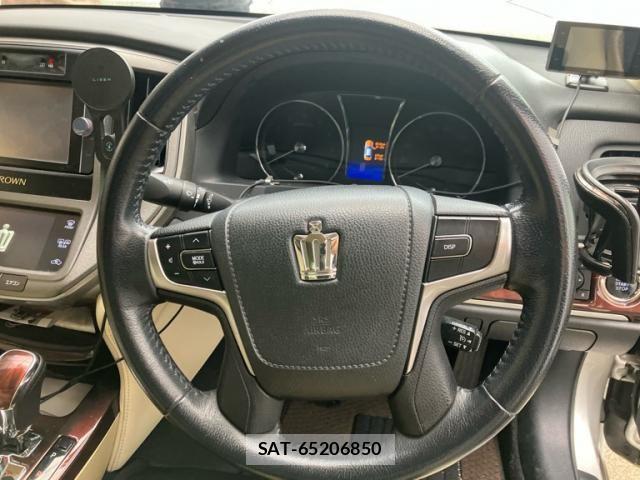 Toyota CROWN SEDAN 2014-06 7783807-16
