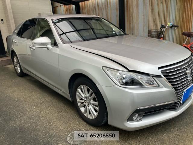 Toyota CROWN SEDAN 2014-06 7783807-1