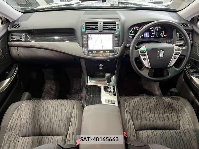 Toyota CROWN SEDAN 2012-06 7875884-18