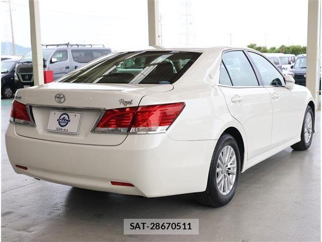 Toyota CROWN SEDAN 2018-03 7875883-6