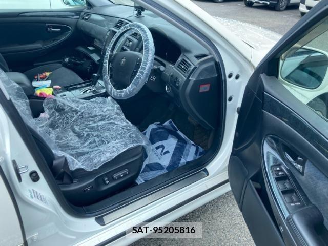 Toyota CROWN SEDAN 2005-10 7875889-10