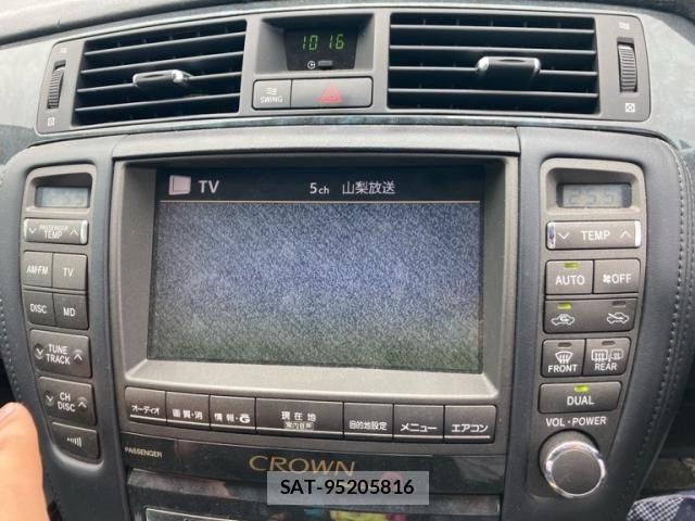 Toyota CROWN SEDAN 2005-10 7875889-21
