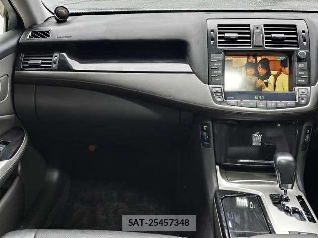 Toyota CROWN SEDAN 2010-07 7875885-16