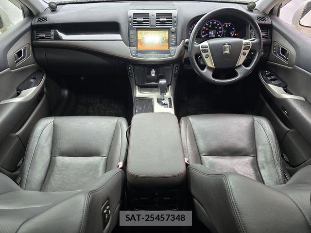 Toyota CROWN SEDAN 2010-07 7875885-18