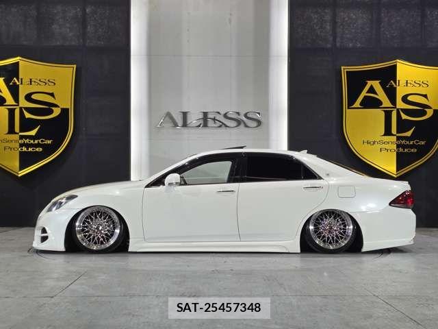 Toyota CROWN SEDAN 2010-07 7875885-4