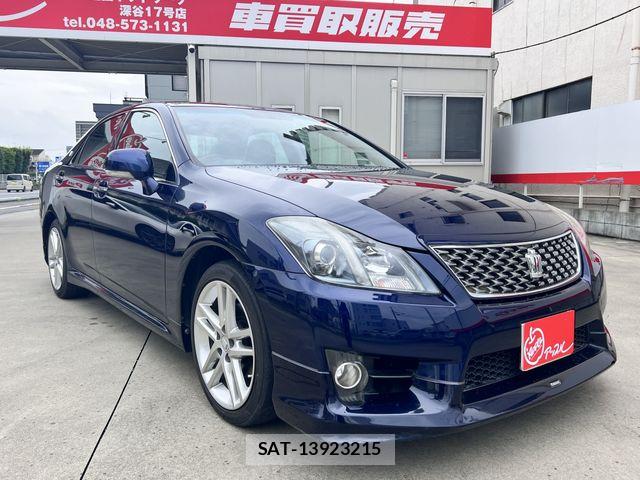 Toyota CROWN SEDAN 2011-11 7902447-15