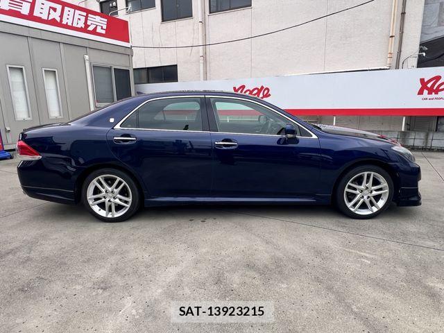 Toyota CROWN SEDAN 2011-11 7902447-16