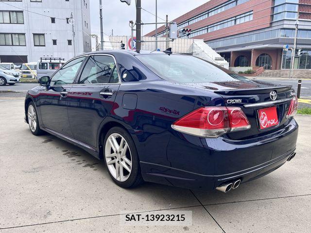 Toyota CROWN SEDAN 2011-11 7902447-19