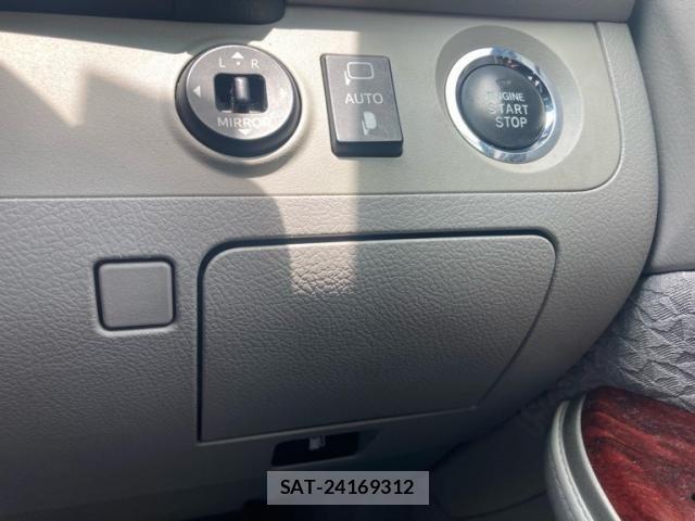 Toyota CROWN SEDAN 2010-03 7902450-12