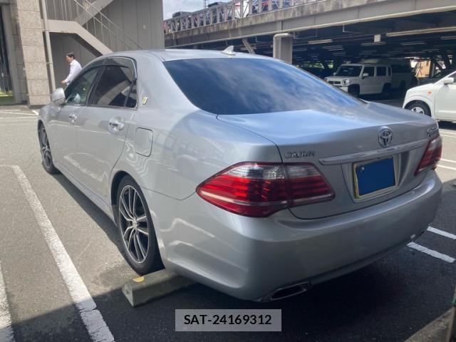 Toyota CROWN SEDAN 2010-03 7902450-4