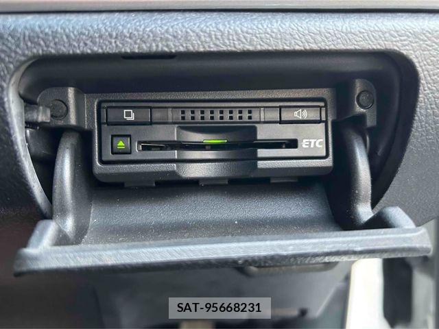 Toyota CROWN SEDAN 2013-01 7961031-14