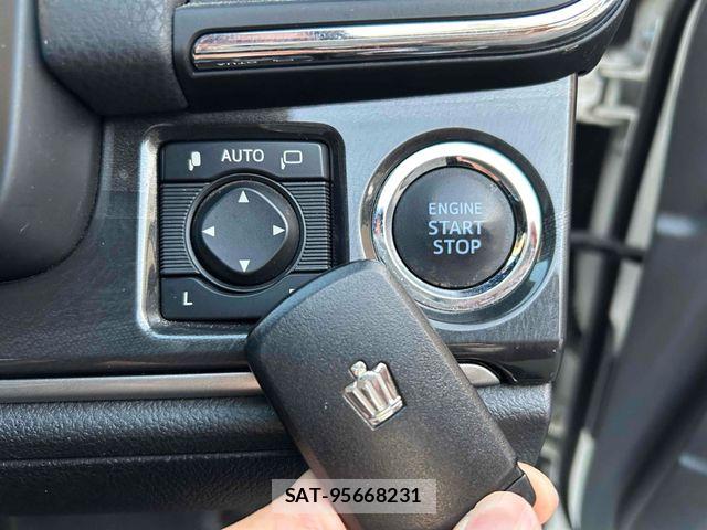 Toyota CROWN SEDAN 2013-01 7961031-17
