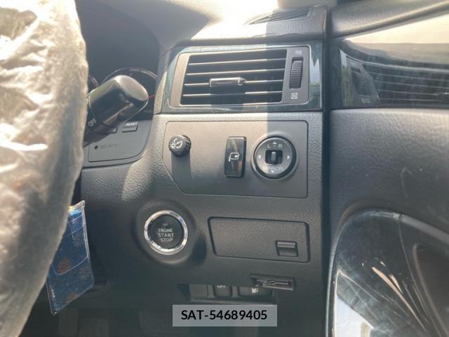 Toyota CROWN SEDAN 2006-03 7961036-21