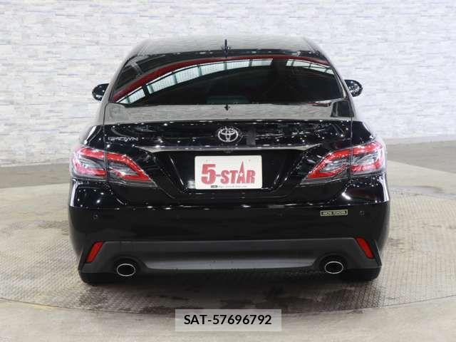 Toyota CROWN SEDAN 2019-06 7961029-13