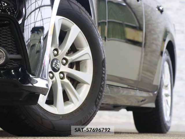 Toyota CROWN SEDAN 2019-06 7961029-18