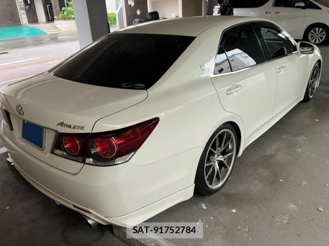 Toyota CROWN SEDAN 2015-11 7978864-6