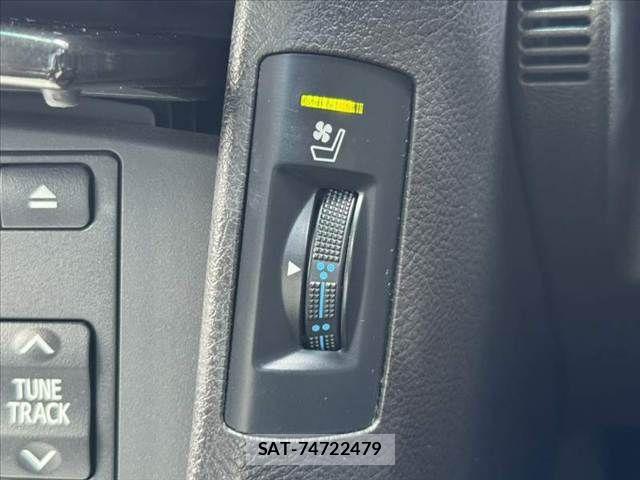 Toyota CROWN SEDAN 2010-11 7978863-22