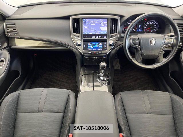 Toyota CROWN SEDAN 2013-06 7978862-1