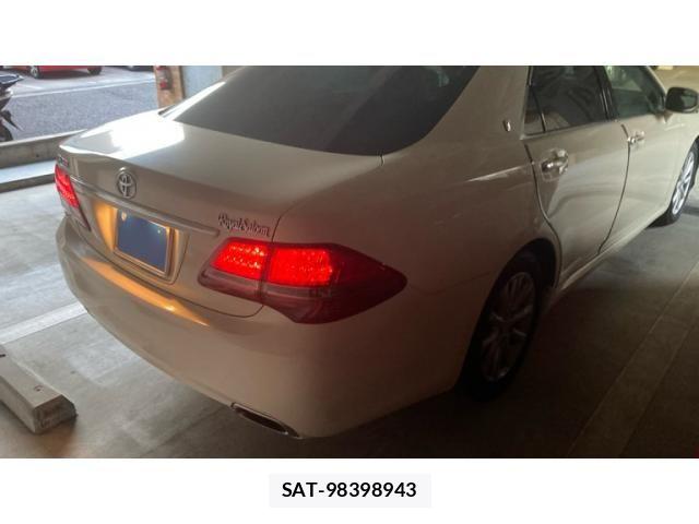 Toyota CROWN SEDAN 2009-11 7978869-2