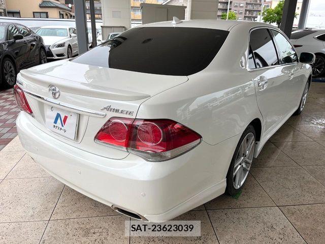 Toyota CROWN SEDAN 2011-11 7978867-16