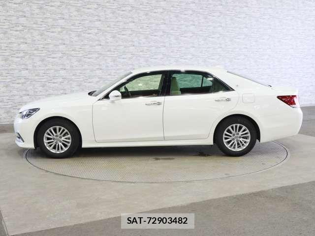 Toyota CROWN SEDAN 2015-12 8035013-11