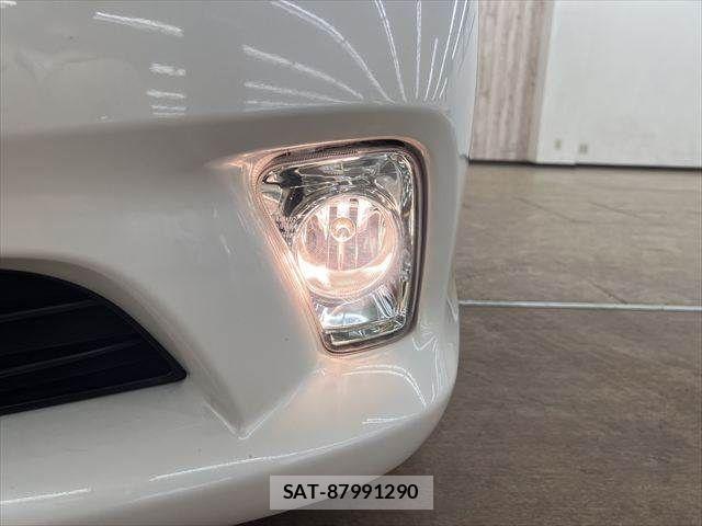 Toyota CROWN SEDAN 2011-12 8035028-11