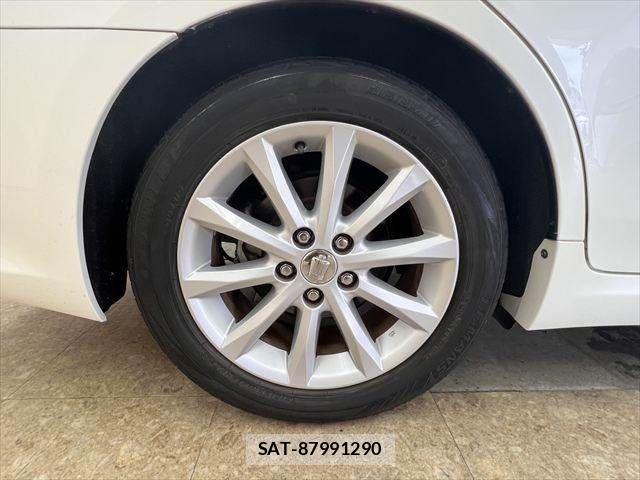Toyota CROWN SEDAN 2011-12 8035028-25