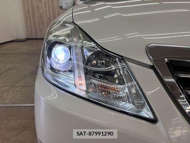 Toyota CROWN SEDAN 2011-12 8035028-28
