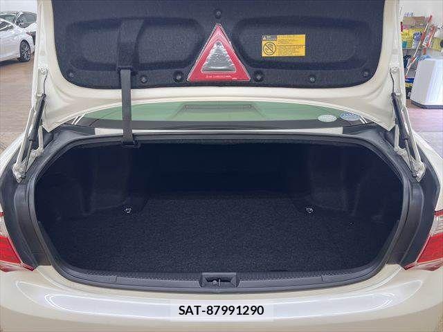 Toyota CROWN SEDAN 2011-12 8035028-8