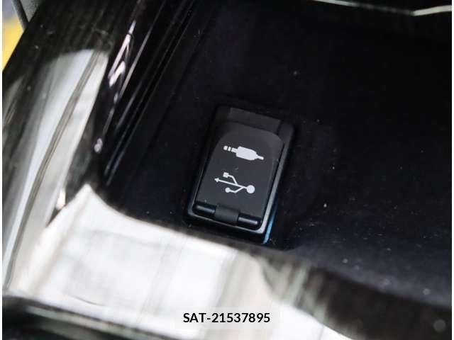 Toyota CROWN SEDAN 2018-02 8035005-14