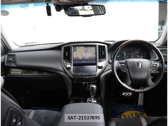 Toyota CROWN SEDAN 2018-02 8035005-1