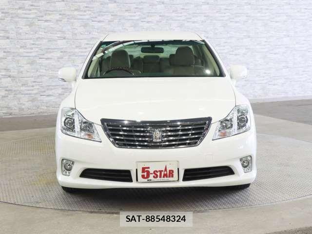 Toyota CROWN SEDAN 2011-02 8035017-10