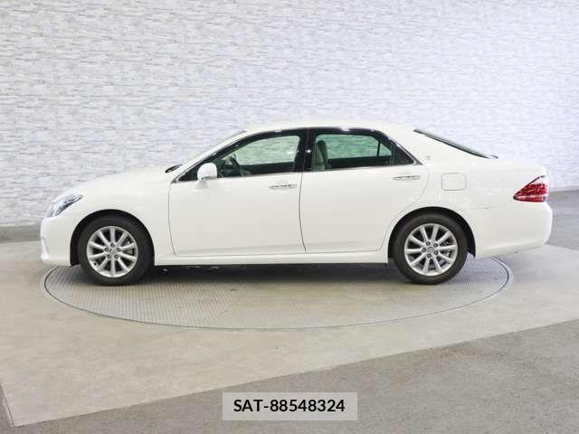 Toyota CROWN SEDAN 2011-02 8035017-11
