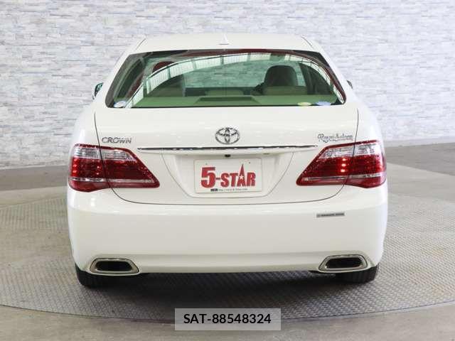 Toyota CROWN SEDAN 2011-02 8035017-13