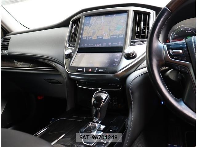 Toyota CROWN SEDAN 2018-03 8035003-7