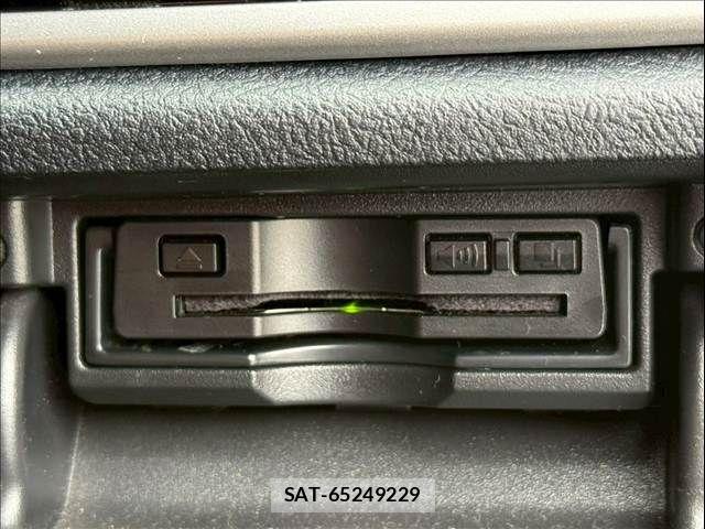 Toyota CROWN SEDAN 2017-01 8035018-15