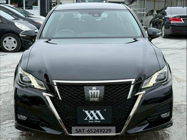 Toyota CROWN SEDAN 2017-01 8035018-1