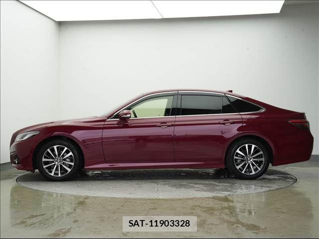Toyota CROWN SEDAN 2018-10 8035014-18