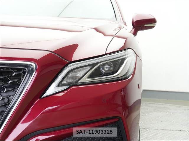 Toyota CROWN SEDAN 2018-10 8035014-25