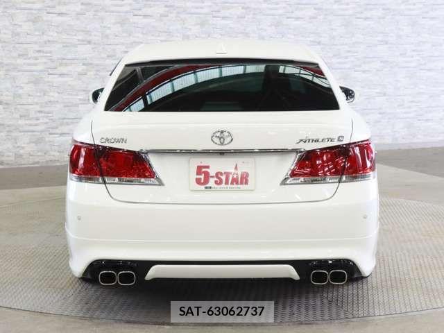 Toyota CROWN SEDAN 2015-01 8035015-13