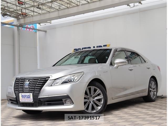 Toyota CROWN SEDAN 2015-04 8035019-18