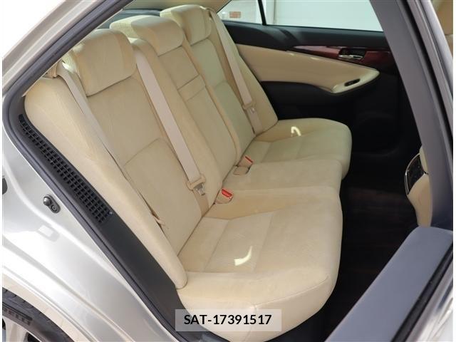 Toyota CROWN SEDAN 2015-04 8035019-5