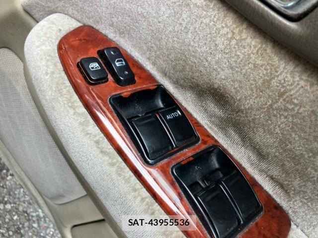Toyota CROWN SEDAN 2000-04 8073369-17