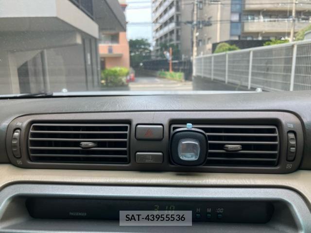Toyota CROWN SEDAN 2000-04 8073369-19