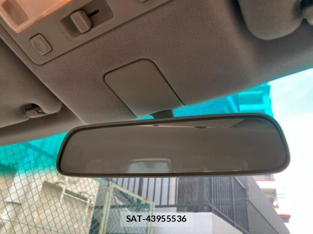 Toyota CROWN SEDAN 2000-04 8073369-23