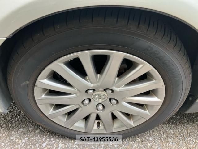 Toyota CROWN SEDAN 2000-04 8073369-4