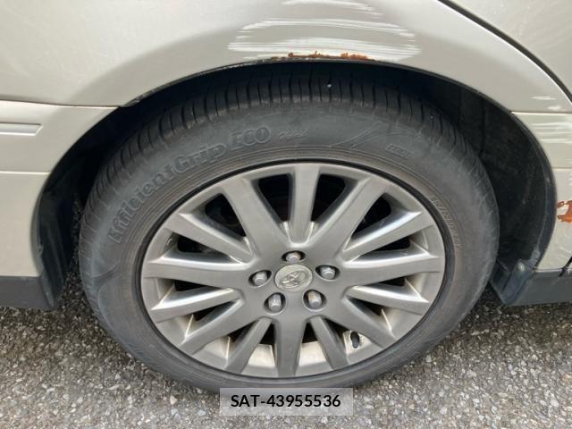 Toyota CROWN SEDAN 2000-04 8073369-6
